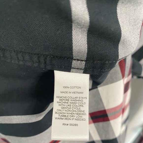 Express button down - Picture 3 of 3